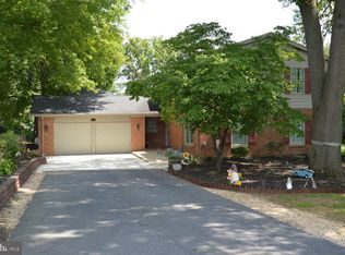 101 Sleepy Hollow Ct, Charles Town, WV 25414
