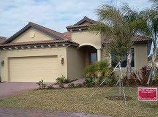 3611 80th Dr E, Sarasota, FL 34243