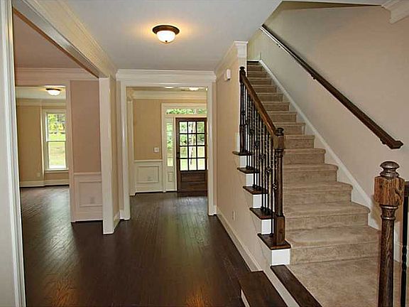 4th image of 1971 Westwood Cir SE