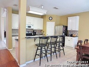 5th image of 1211 Delmont Ct