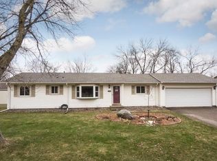 1948 Carnelian Ln, Eagan, MN 55122