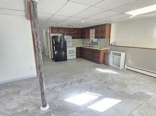 75 Cranston St, Westfield, MA 01085