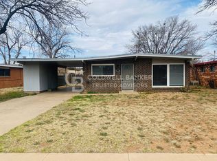 2704 68th St, Lubbock, TX 79413