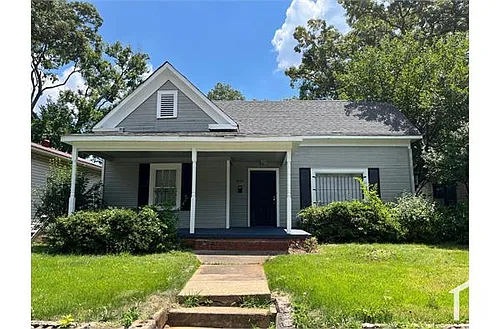 2943 Avenue Z Photo 1