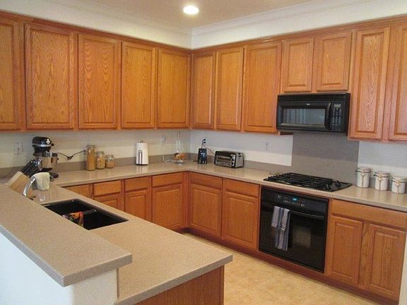 5th image of 3348 Paumanok Way