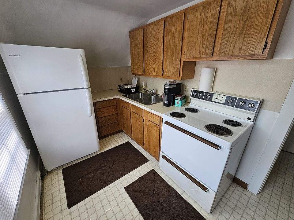 1st image of 618 N 19th St #2
