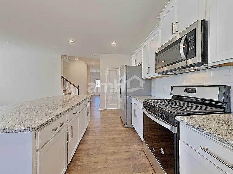 5004 Jamie Sloop Ln — Photo 5