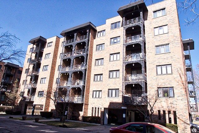 1st image of 9332 Landings Ln Unit 302