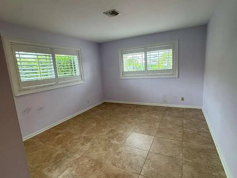 1140 Morse Blvd — Photo 9
