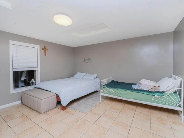 2612 Harway Avenue image 13 of 30