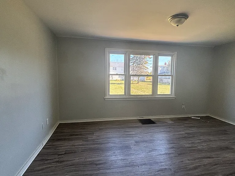 18 Caen Ct #4 — Photo 10