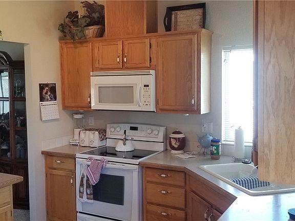 5th image of 715 Quince St Unit 2215
