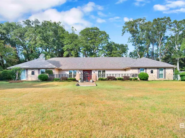 10291 Plantation Dr, Daphne, AL 36526