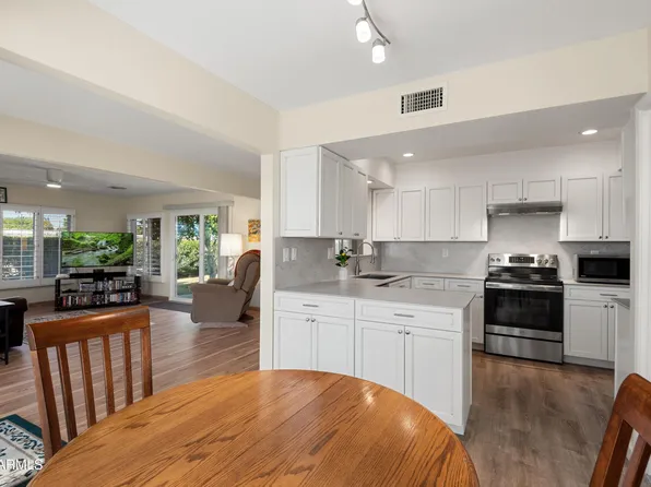 18018 N HIGHWOOD Court, Sun City, AZ 85373