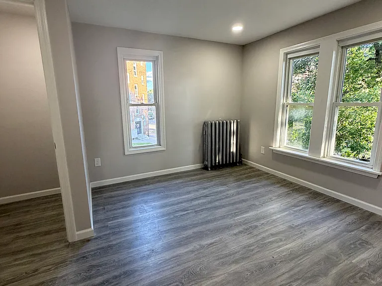 179 Sargeant St #2 — Photo 7