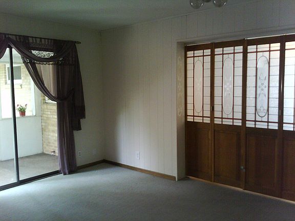 Bonus room connects to porch & laundry room