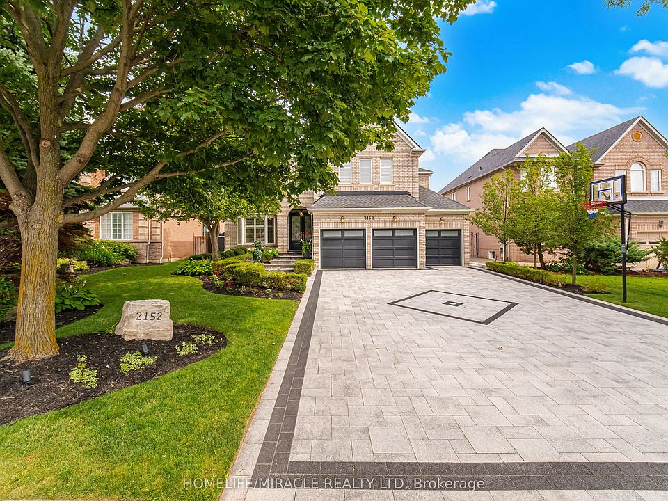 1st image of 2152 Manor Hill Dr