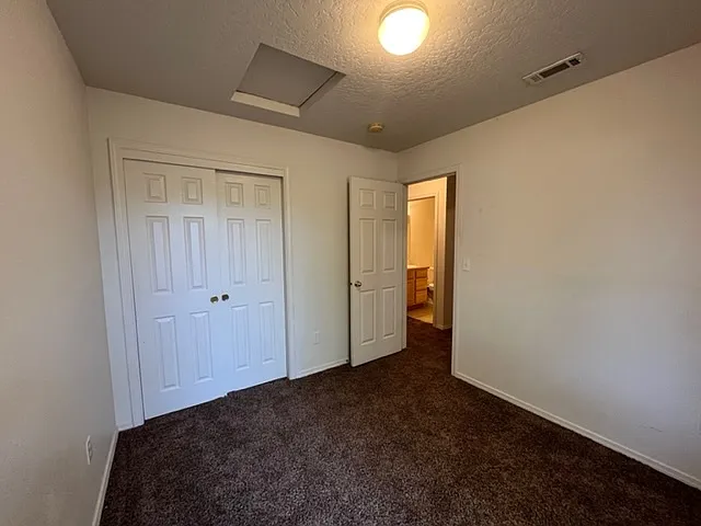 Building Photo - 13834 Mesa St