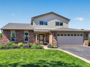 1110 Valley View Dr, Downers Grove, IL 60516