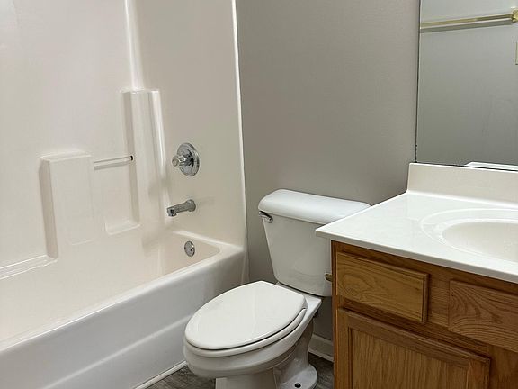 3rd image of 2033 Coriander Ln