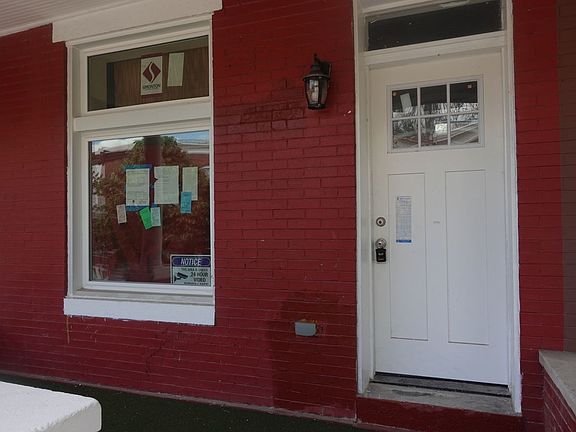 2nd image of 2749 W Fairmount Ave