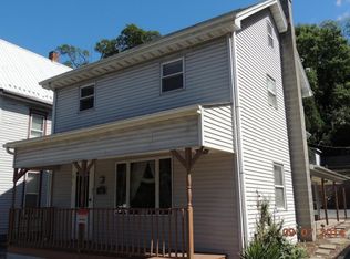 141 N Main St, Herndon, PA 17830