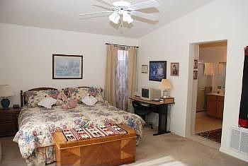 4th image of 10809 W Chisholm Dr
