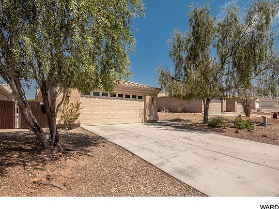 2nd image of 3145 Arapaho Dr
