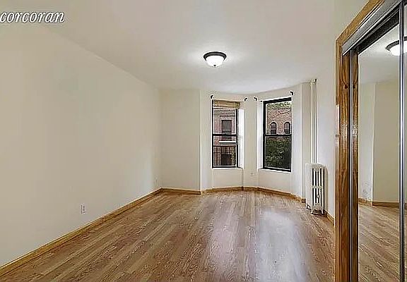 3rd image of 344 14th St APT 4L