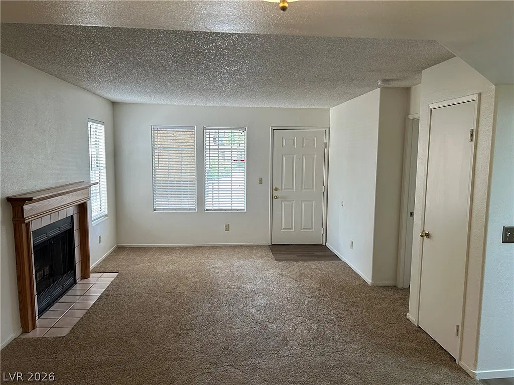 2 bed, 2.0 bath, 882 sqft, $1,250 — Photo 3