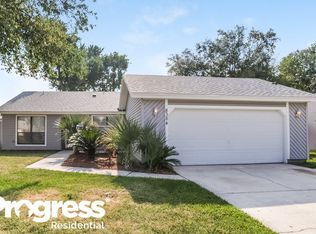 8384 Knotts Landing Dr E, Jacksonville, FL 32244