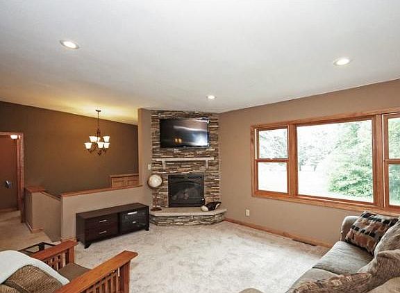 4th image of W9252 800th Ave