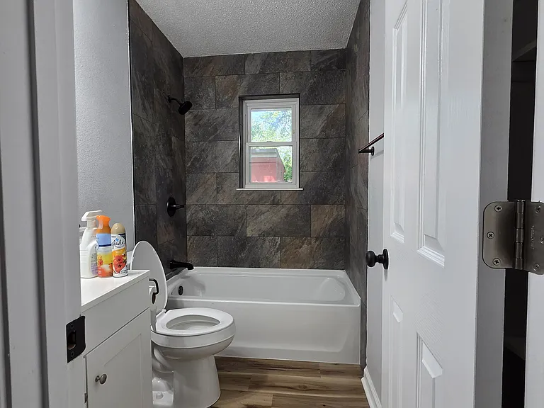 Full bath
