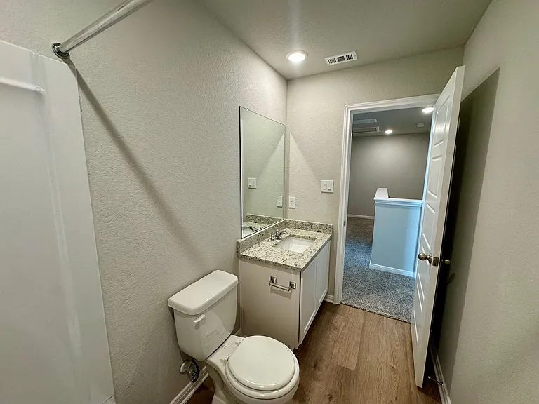 761 Staglin St #A — Photo 26