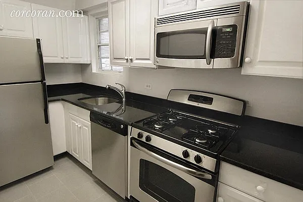 Rented by Corcoran | media 14