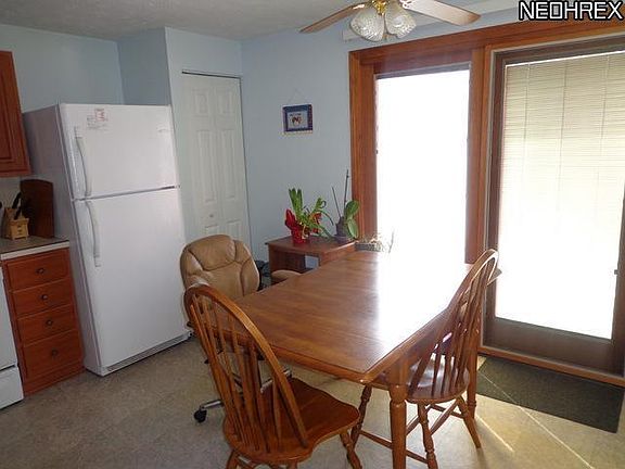 3rd image of 7396 Avon Dr #I