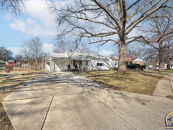 2nd image of 1014 SE 30th St