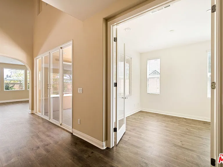 5929 Spelthorne Ln — Photo 17