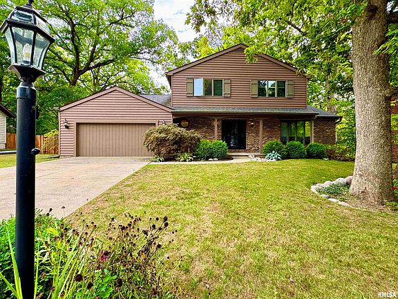 2nd image of 6816 N Aycliffe Dr