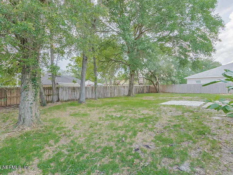 1942 Derringer Rd — Photo 43