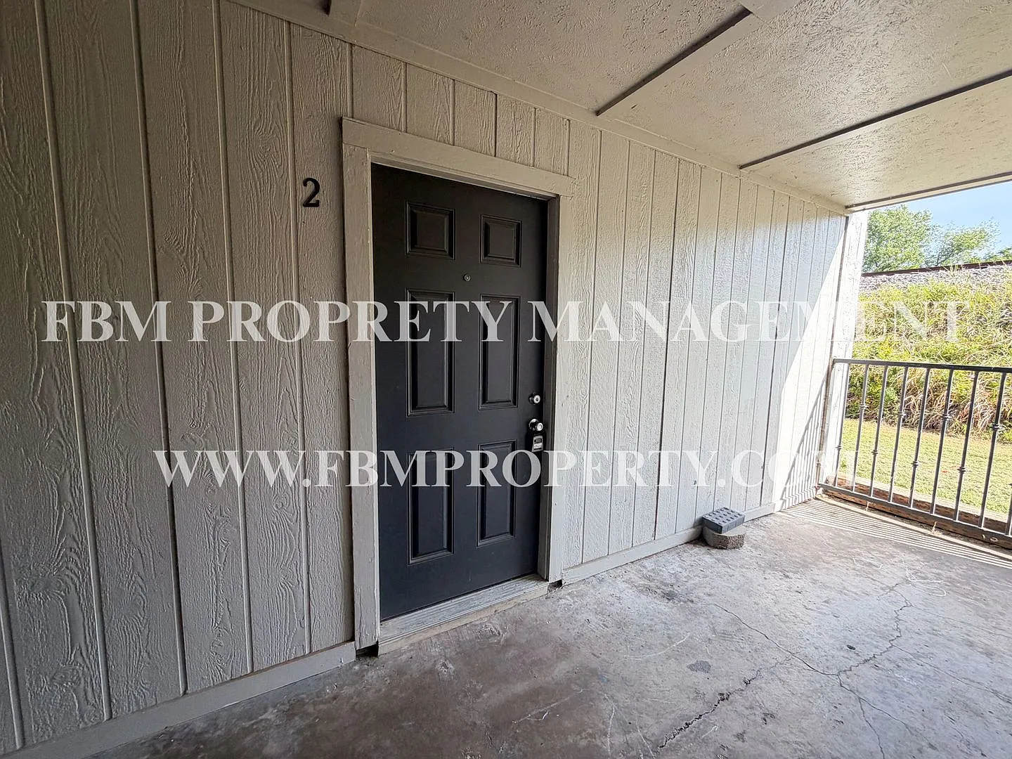 Presley Place Apartments — Photo 2