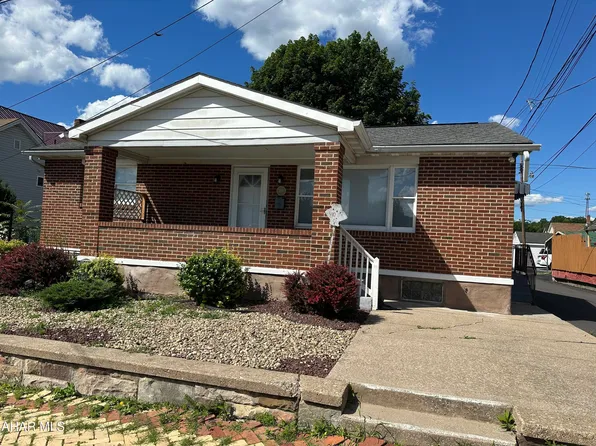 410 3rd St, Altoona, PA 16602