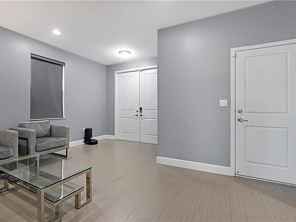 4th image of 5009 NW 51st Ter