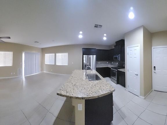 2nd image of 10245 Glacier Pool St