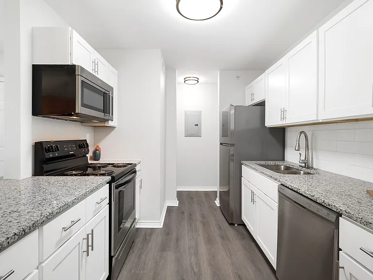 Vida Apartments — Photo 34
