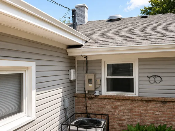 439 Niagara St, Park Forest, IL 60466