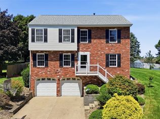 126 Forest Glen Dr, Imperial, PA 15126