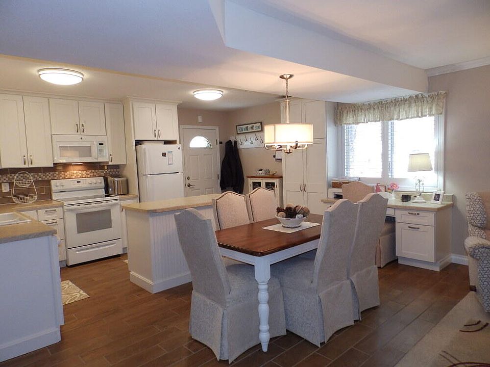 9497 Birch Run Dr, Gaylord, MI 49735 Zillow