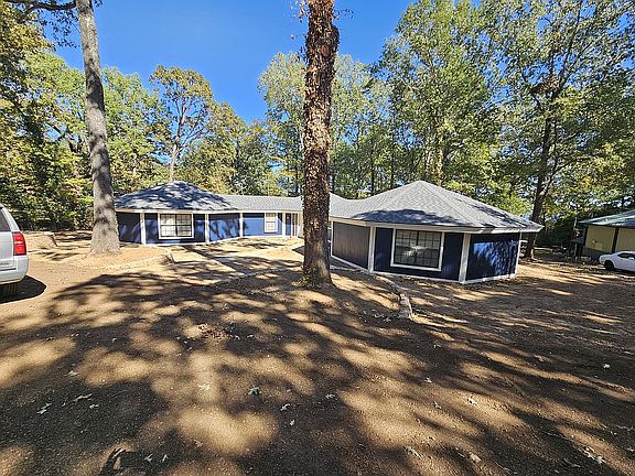 5th image of 483 County Road 2415