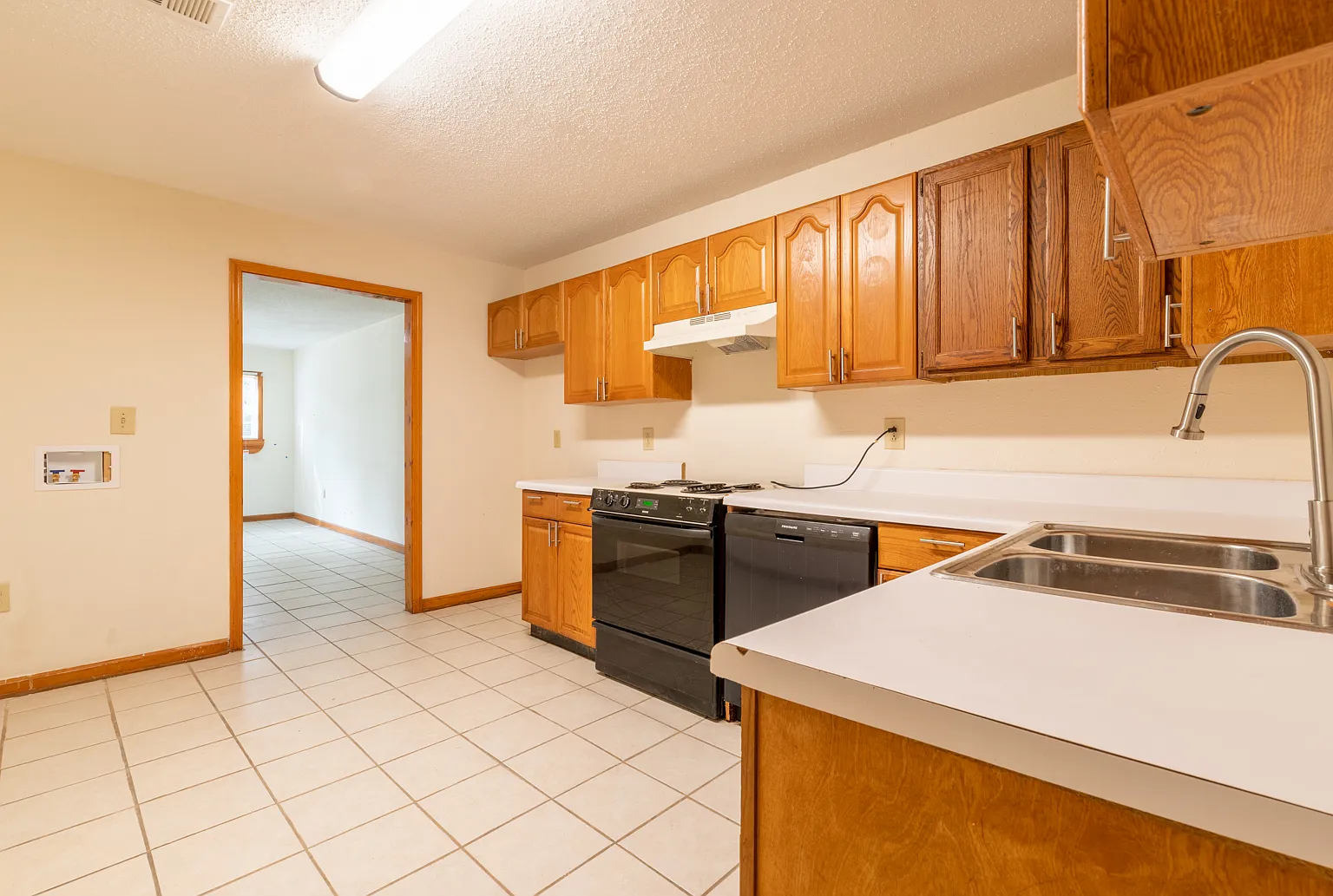 644 Craft Road - B — Photo 3